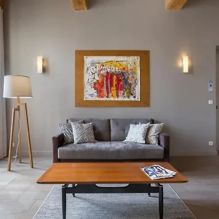 דירה Pearl - Furnished - Downtown ליון