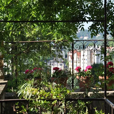 Le Jardin De Beauvoir Bed & Breakfast *