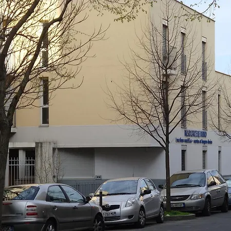 アパートホテル Le Patio Des Traboules 2*