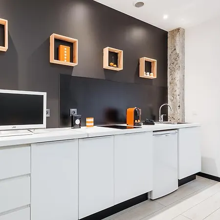 Apartamento Le 9eme- Metro Valmy-homalyon