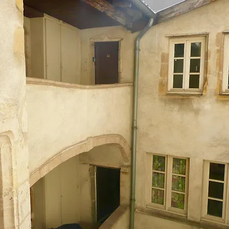 Apartment La Maison Debourg *