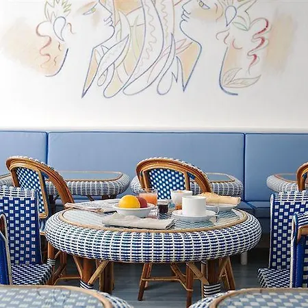 Hotell Des Artistes 3*