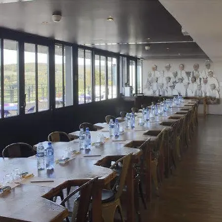 Szálloda L Ermitage 4*