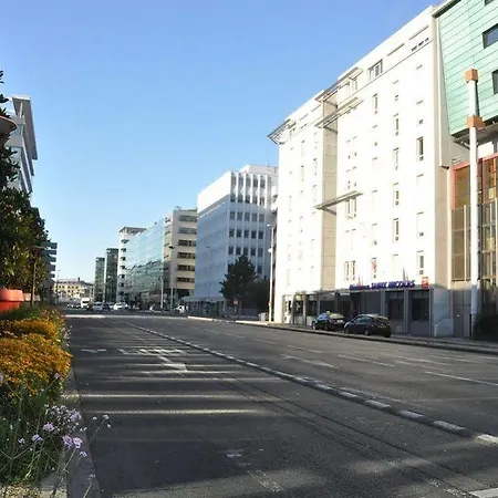 Les De La Place Appartamento *