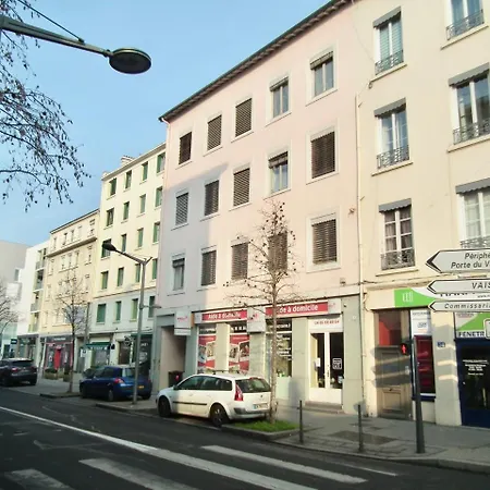 Le 9eme- Metro Valmy-homalyon Apartamento Lyon