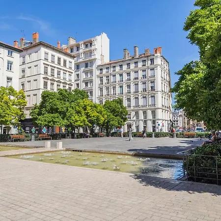 Hotell Des Artistes 3*
