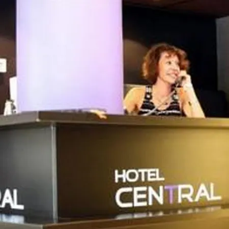 Hotel Perrache 3*