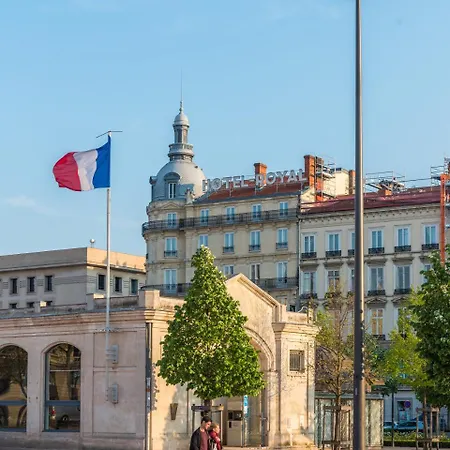 Szálloda Mihotel Bellecour 5*