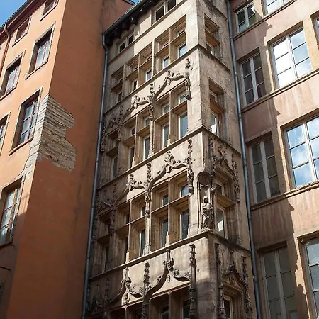 La Maison Debourg Apartment