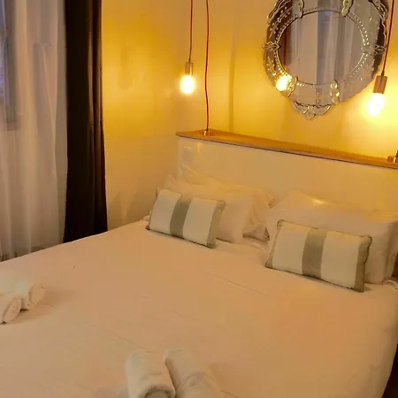 Apartment La Maison Debourg