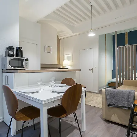 Apartamento Jusqu A 6 Personnes Au Coeur Du Vieux