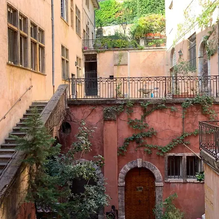 Du Vieux Daire Lyon