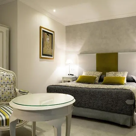Grand Des Terreaux 4* Lione
