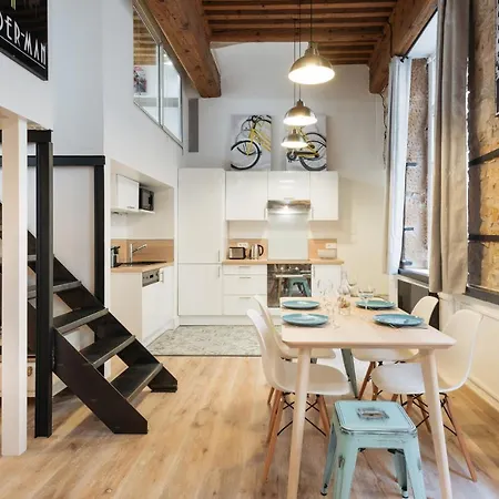 Dify Bear&co - De Apartamento